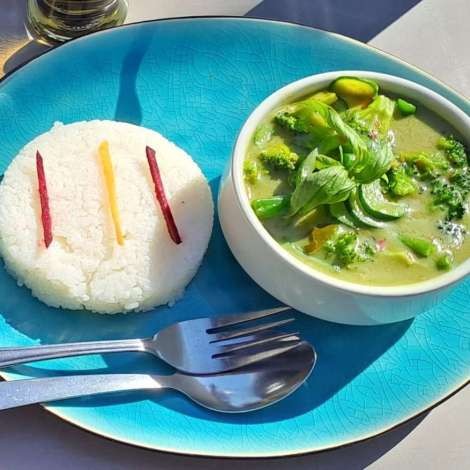 Food onboard GET ALONG # 3