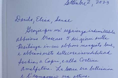 Review img # 4 of the yacht Resilience